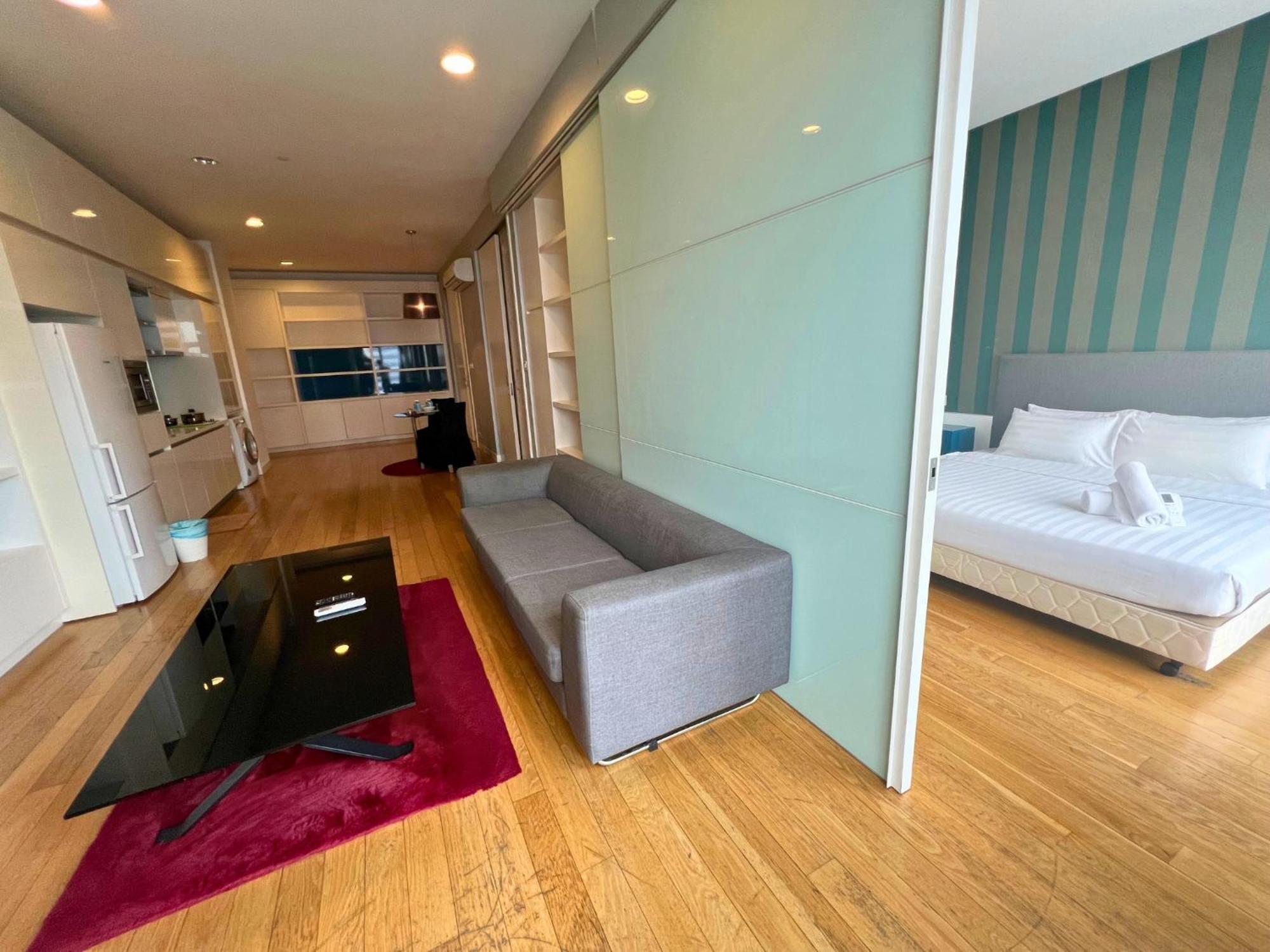 Luxe Suites At Platinum Klcc Kuala Lumpur Exterior foto